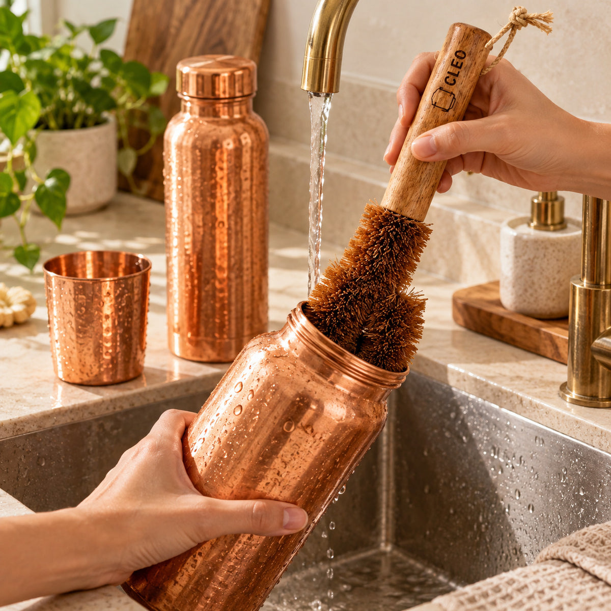 Cleo Natural Copper Care Brush